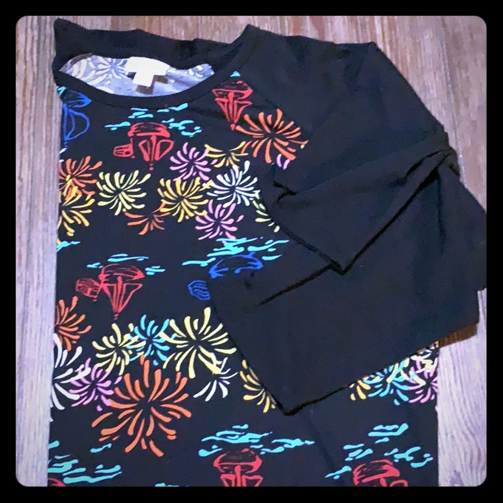 LuLaRoe Americana Randy - Size L